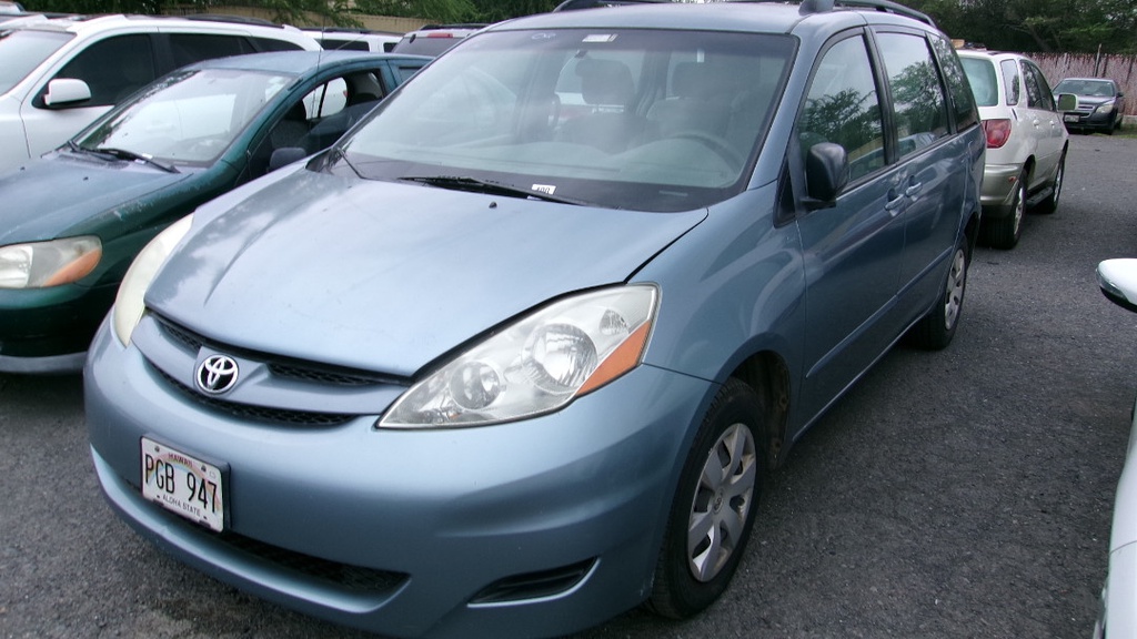 TOYT Sienna 2006 PGB947