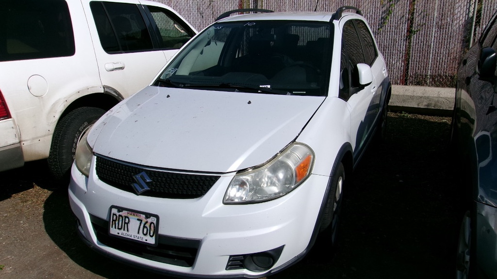 SUZI XS4 2010 RDR760