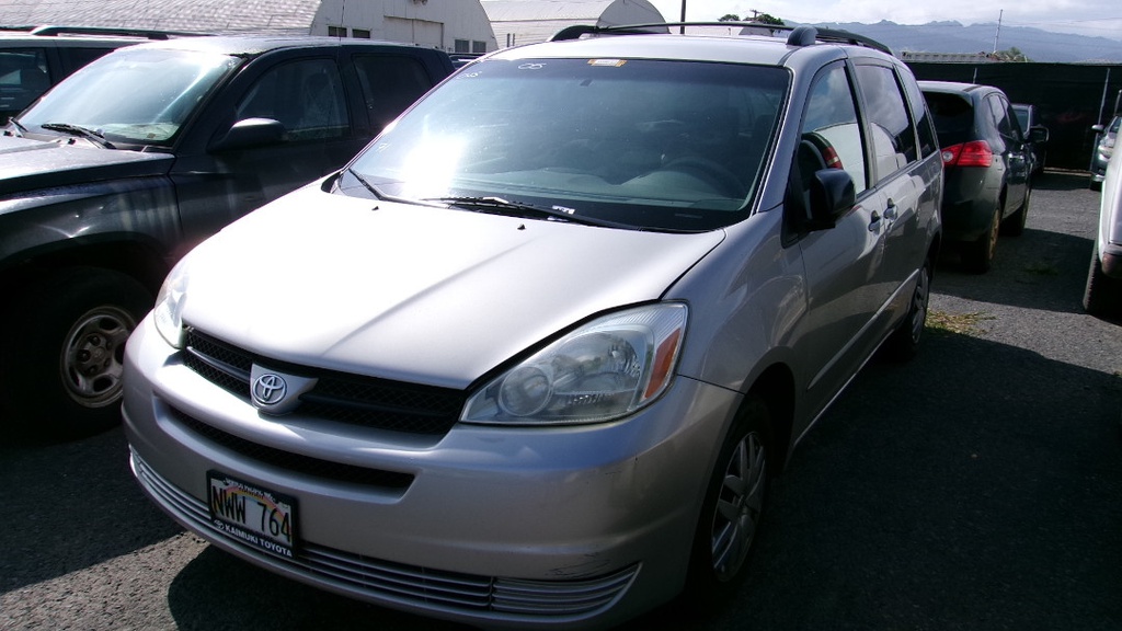 TOYT Sienna LE 2005 NWW764-OO