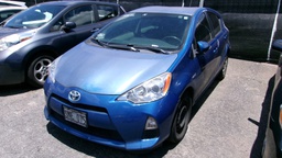 TOYT Prius c3 2014 SNE075