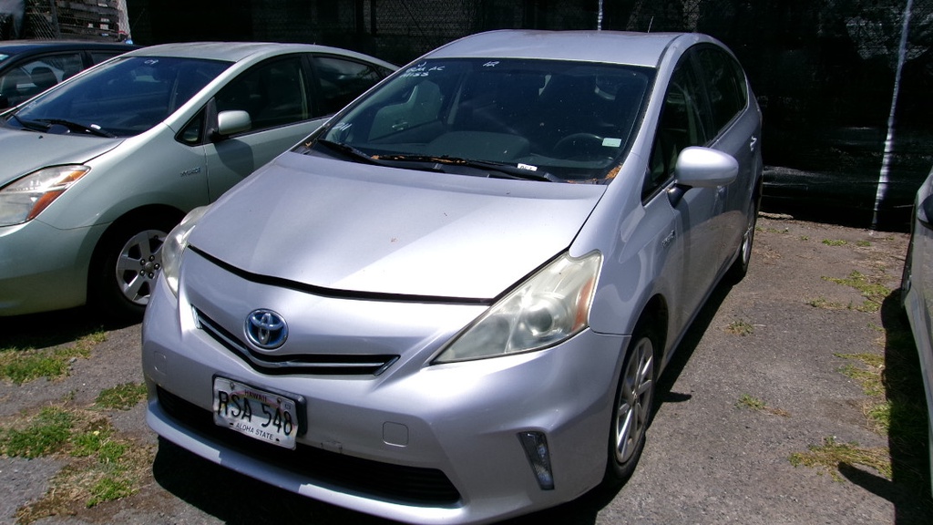 TOYT Prius V 2012 RSA548