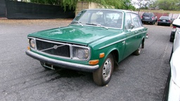 VOLV  1976 144S 3B8803