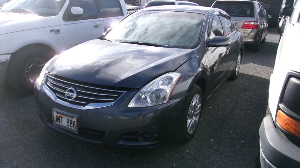NISS Altima 2010 JWT888