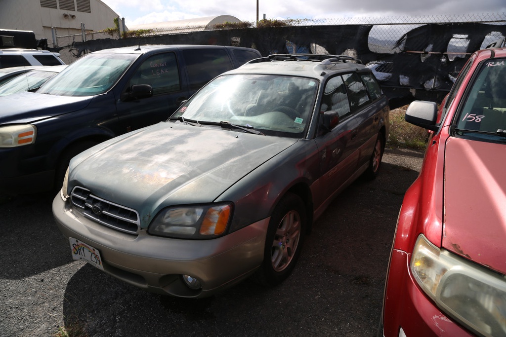 SUBA Outback 2000 SRY239