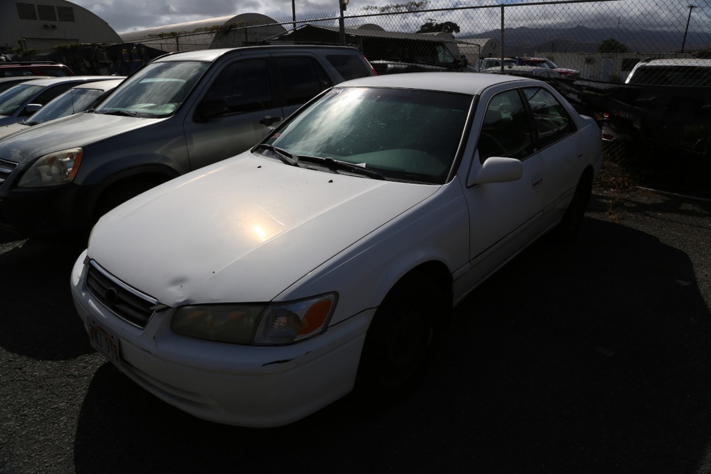 TOYT Camry 2000 TNJ913
