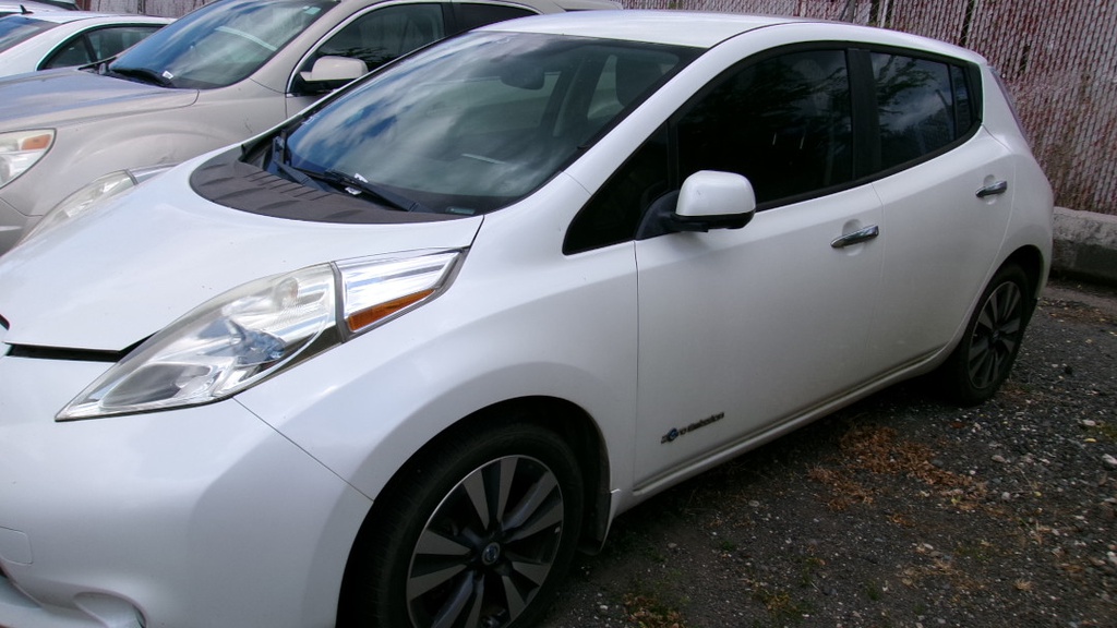 NISS Leaf 2013 EV4333-ZZ