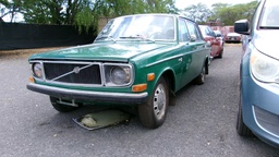 VOLV  1976 3B8803