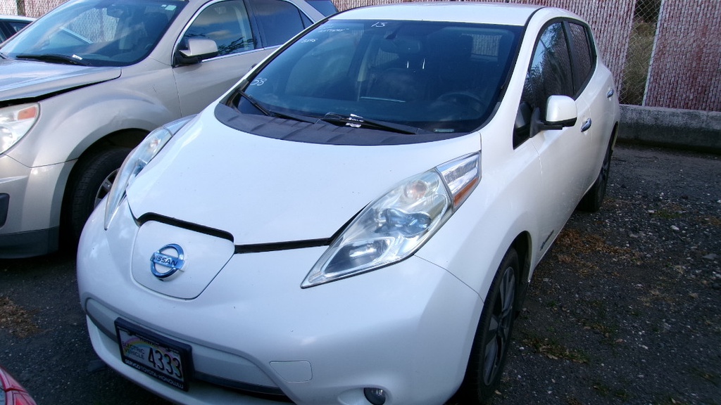 NISS Leaf 2013 EV4333-11