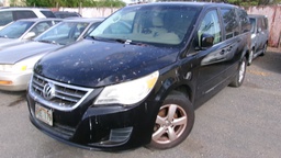 VOLK Routan SEL 2009 TZE179