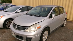 NISS Versa 2011 RNC685