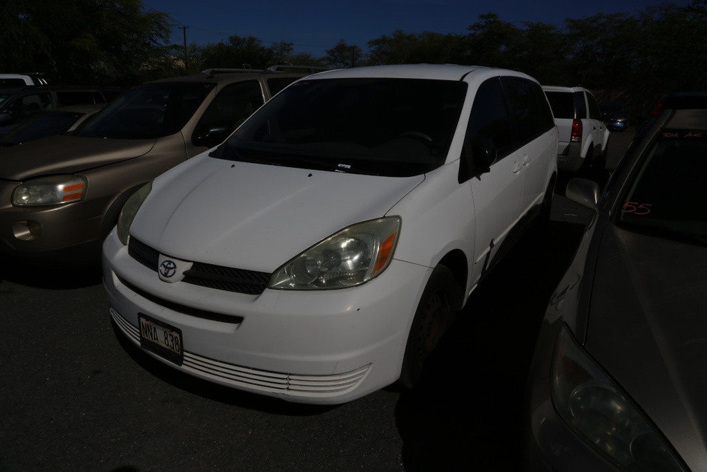 TOYT Sienna 2004 NNA838