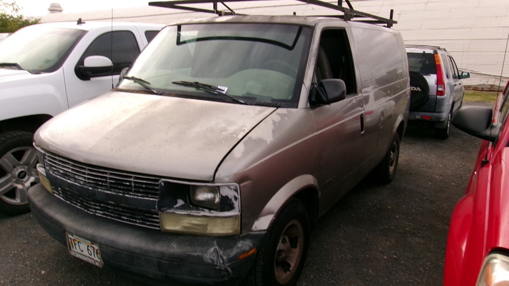 CHEV Astro 2002 TFC676-55