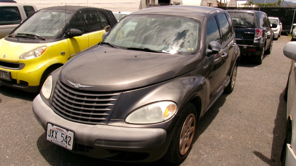 CHRY PT Cruiser 2002 JXX542