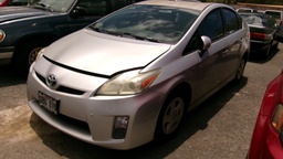 TOYT Prius 2010 SBU810