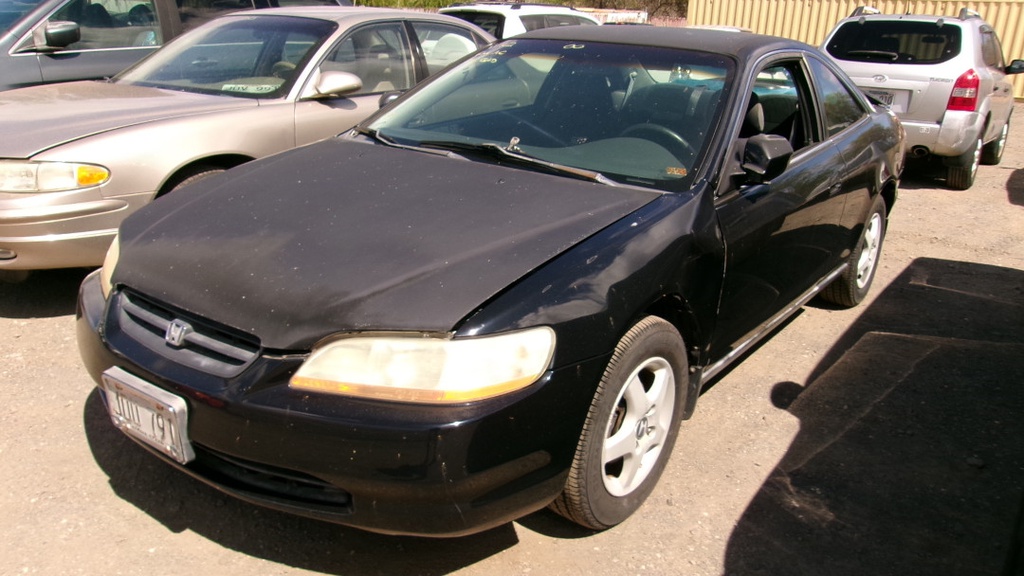 HOND Accord 2000 JDU791
