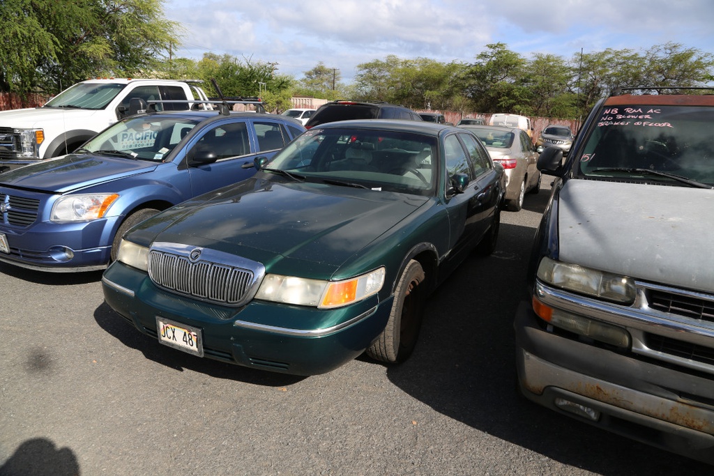 MERC Grand Marquis 2000 JCX487