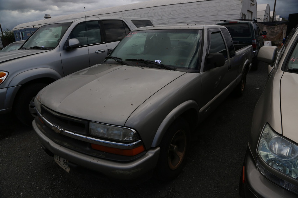 CHEV S10 2002 PTE641