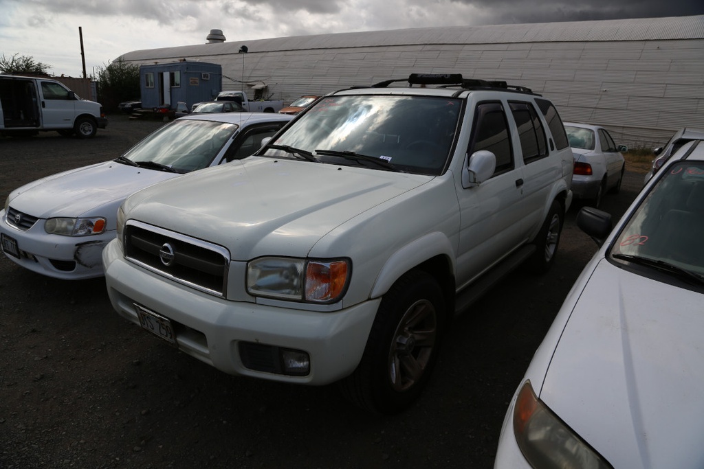 NISS Pathfinder LE 2002 JTS259