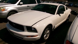 FORD Mustang 2005 SZT177-II