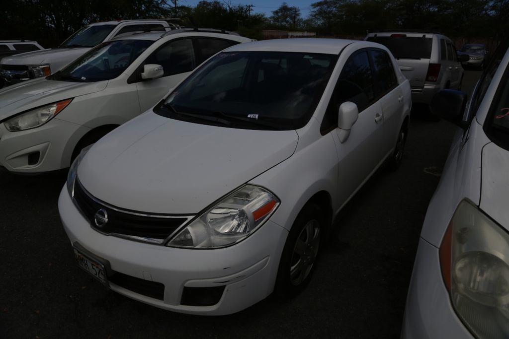 NISS Versa 2011 HMH525