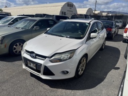 FORD Focus 2014 SDN284-JJ