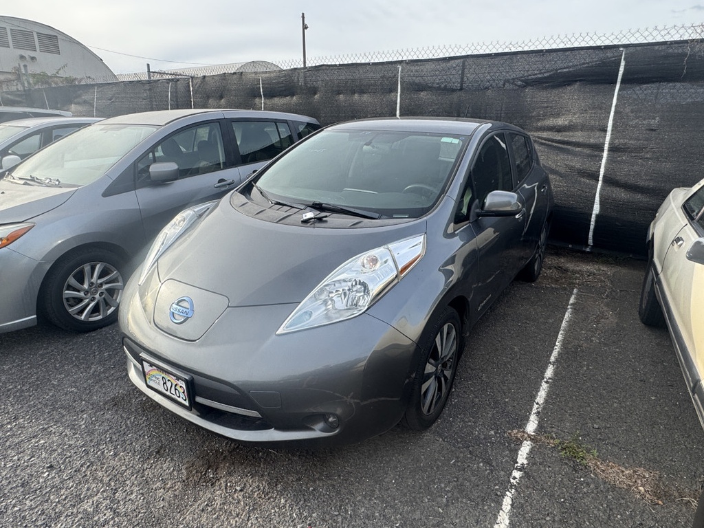 NISS Leaf 2017 EV8263-NN