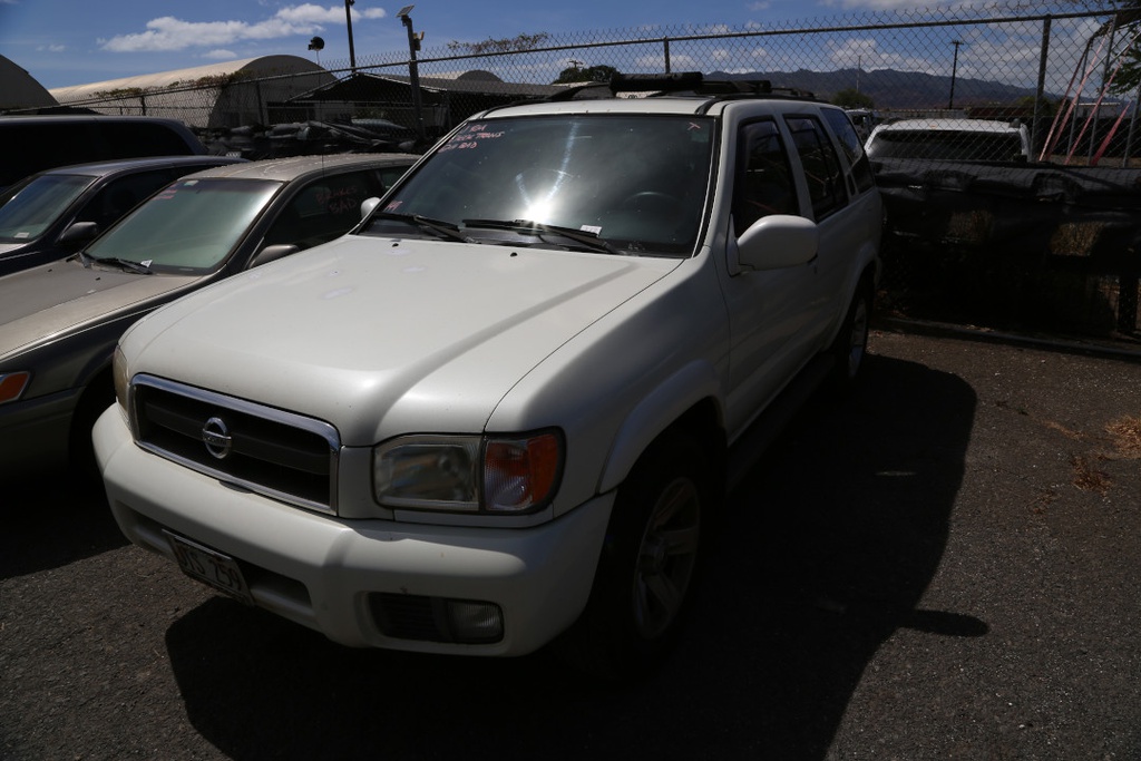 NISS Pathfinder LE 2002 JTS259-5