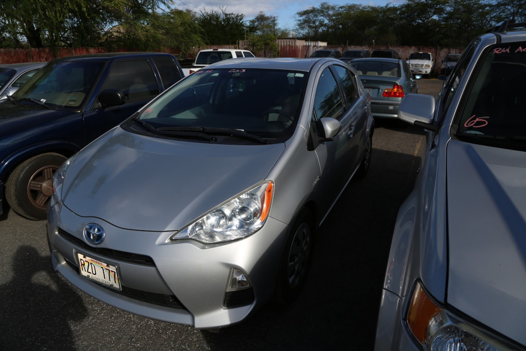 TOYT Prius 2013 RZD177-5