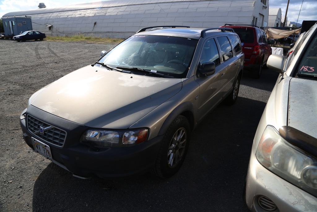 VOLV XC70 2004 TWV928