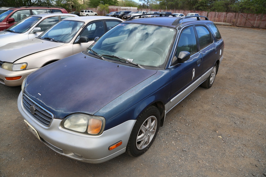 SUZI Esteem 2002 JYT511
