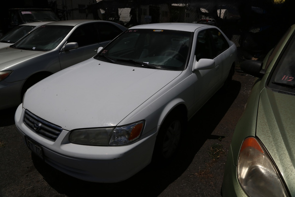 TOYT Camry 2000 JFD774
