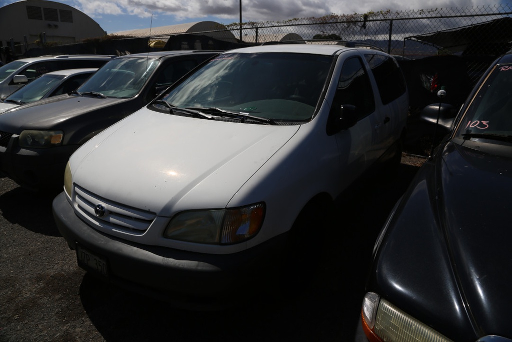 TOYT Sienna 2003 JZP350