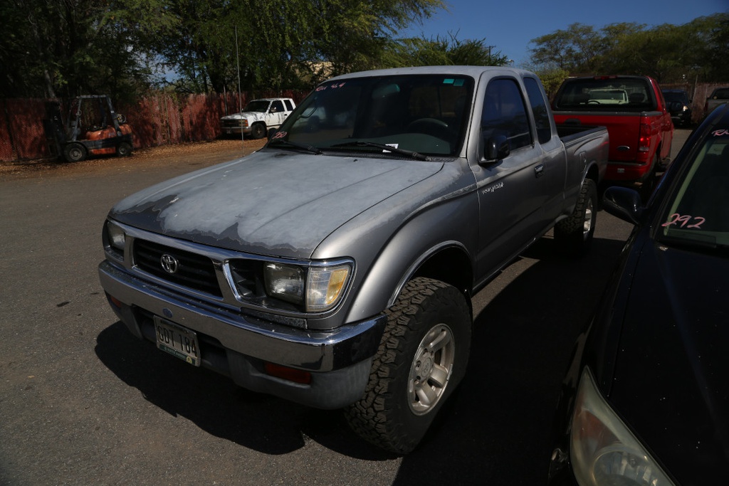 TOYT Tacoma 1995 GDT184