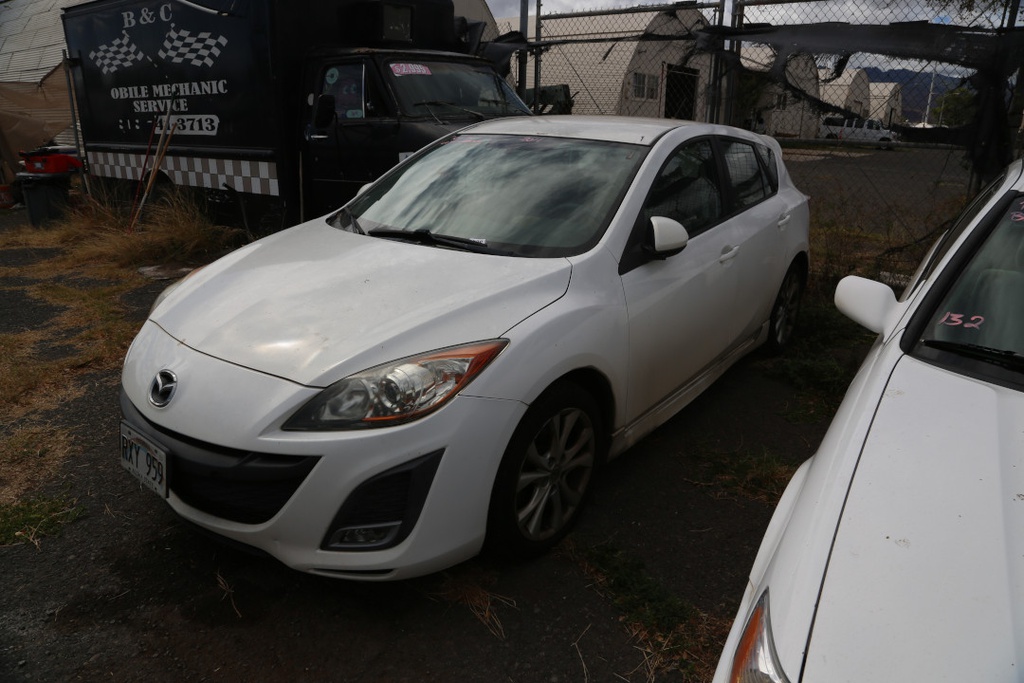 MAZD 3 2011 RXY959