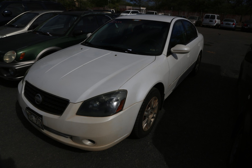 NISS Altima 2005 NVB953