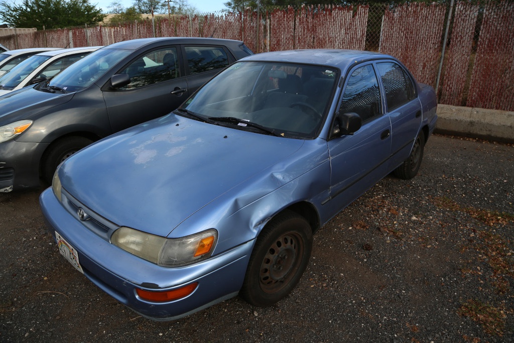 TOYT Corolla 1996 SZV485