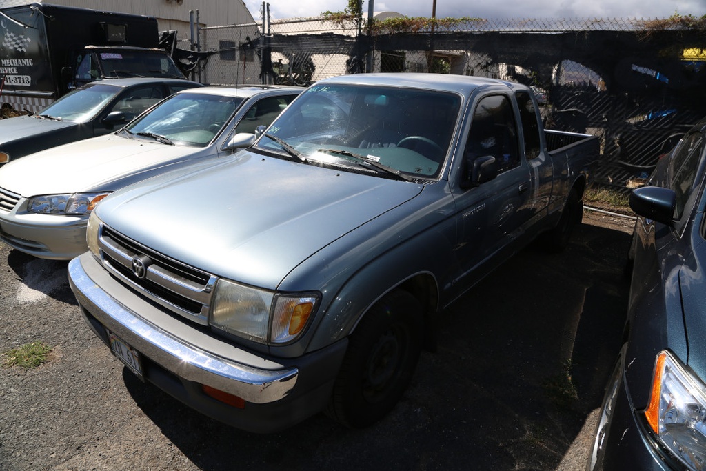 TOYT Tacoma 1998 GZN617