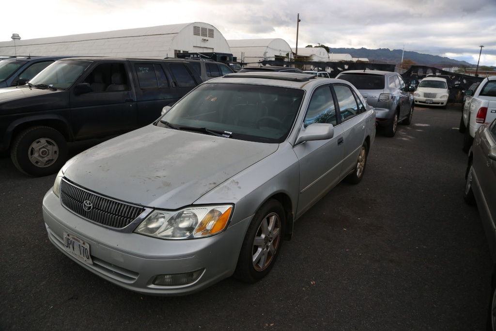TOYT Avalon 2001 JPV170