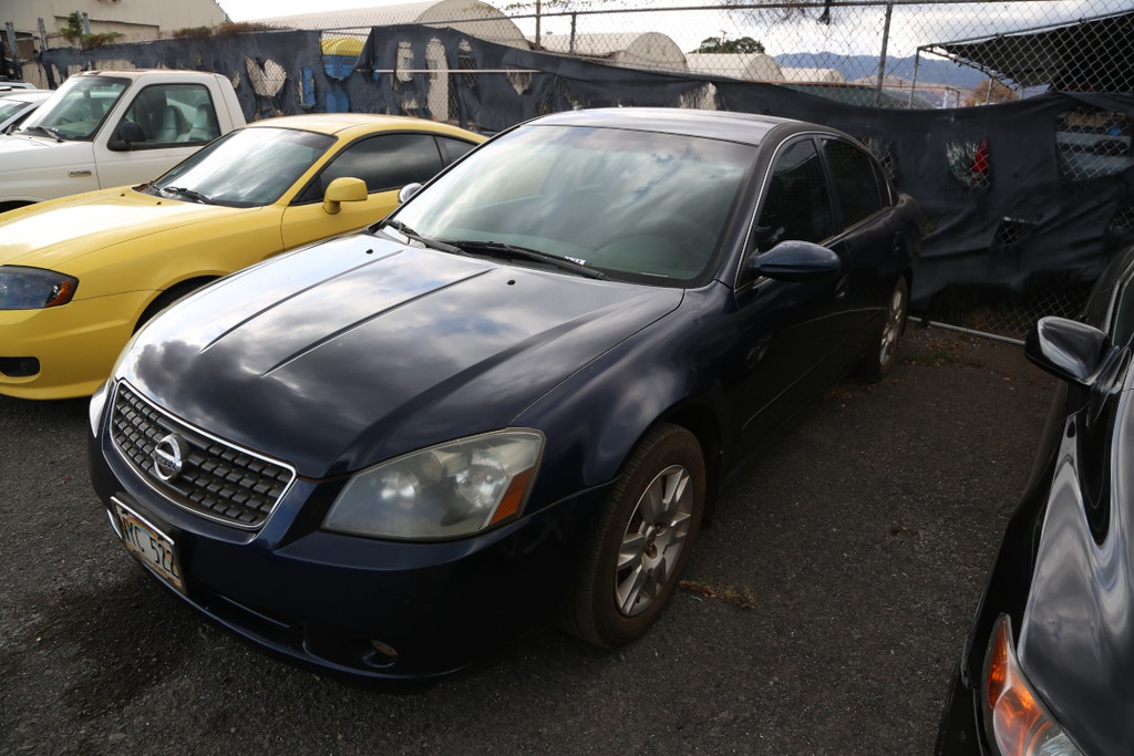 NISS Altima 2005 NYC522