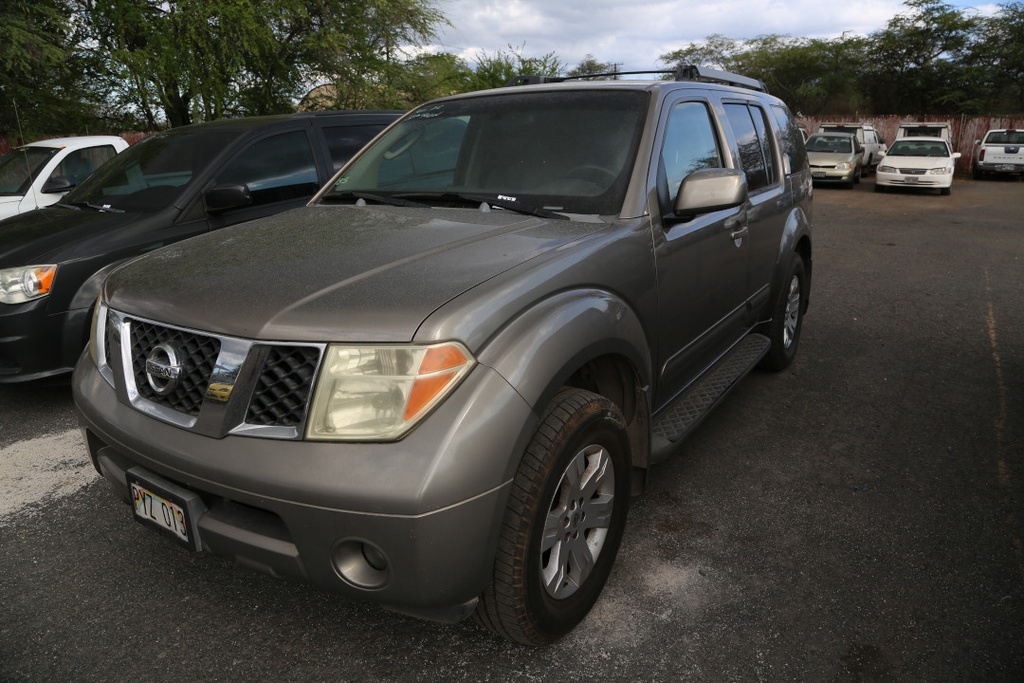 NISS Pathfinder 2005 PYZ013