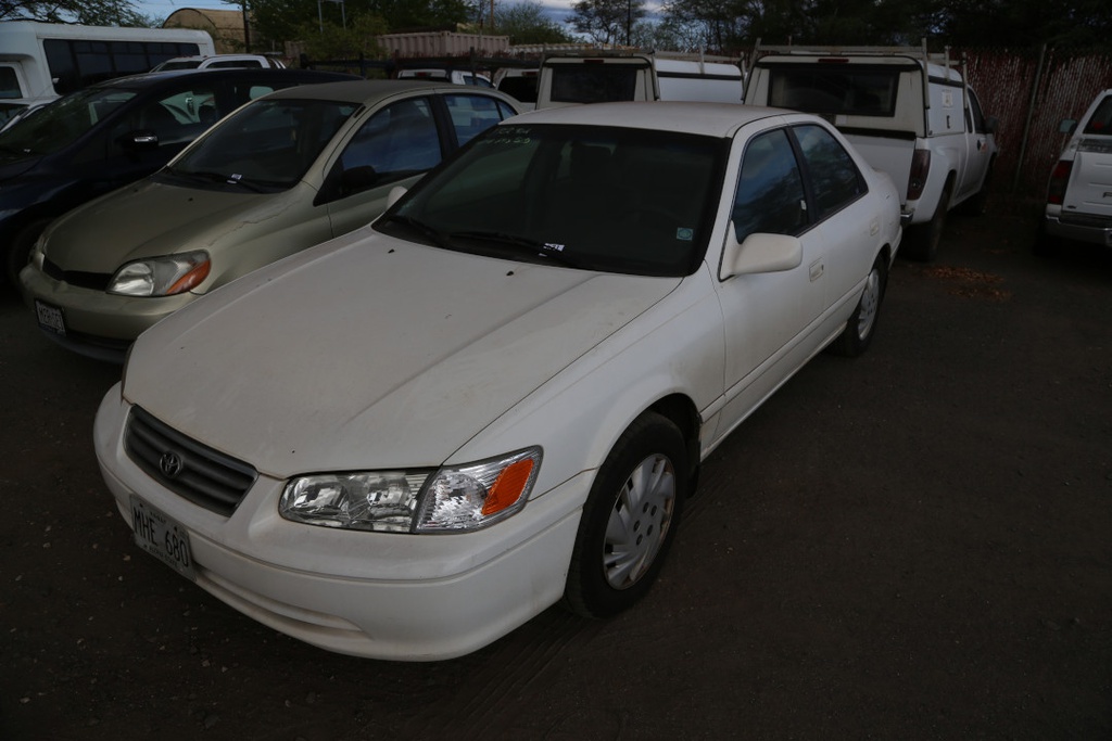 TOYT Camry 2001 MHE680