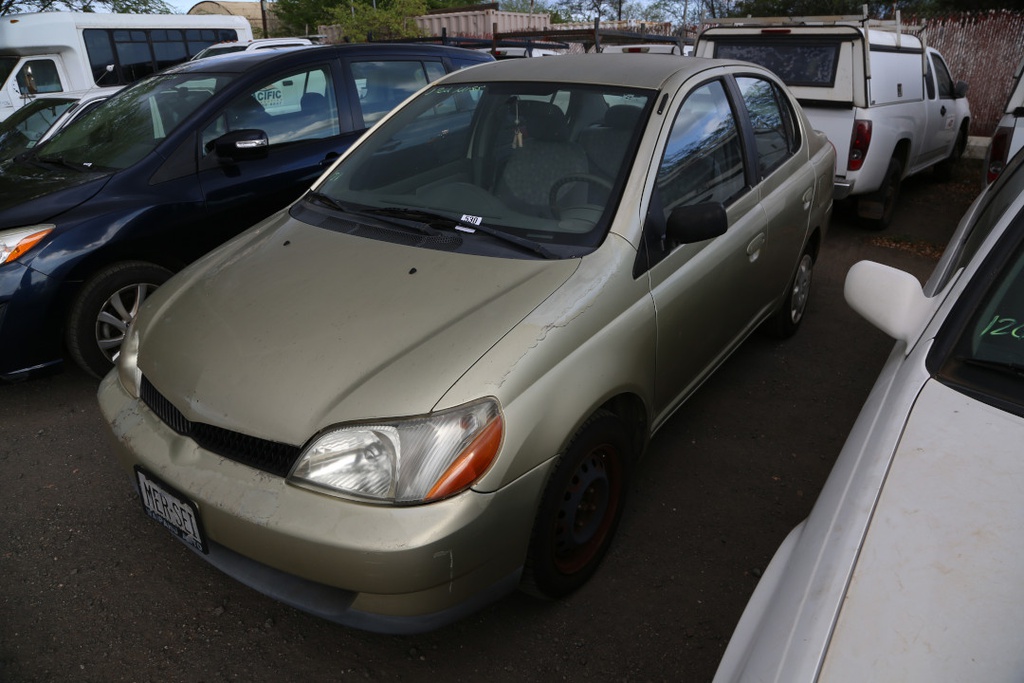 TOYT Echo 2002 MERSEI