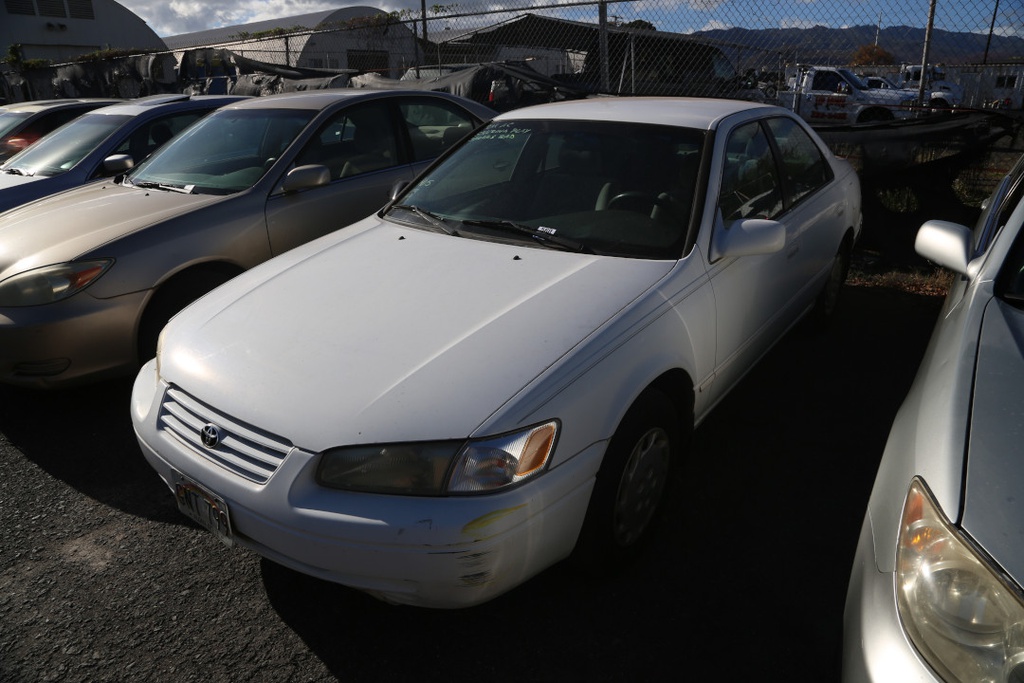 TOYT Camry 1997 GNT799