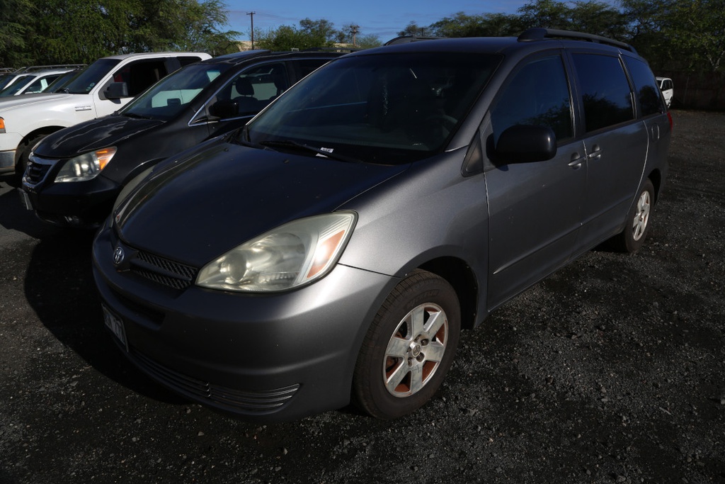 TOYT Sienna 2004 NGN272