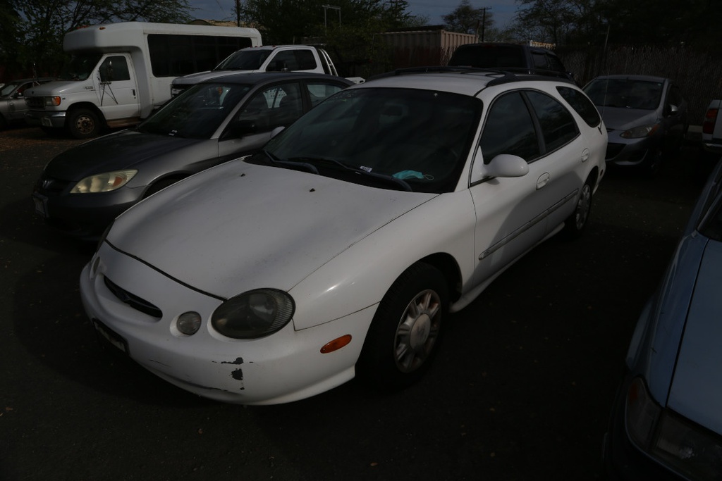 FORD Taurus 1998 GTE106