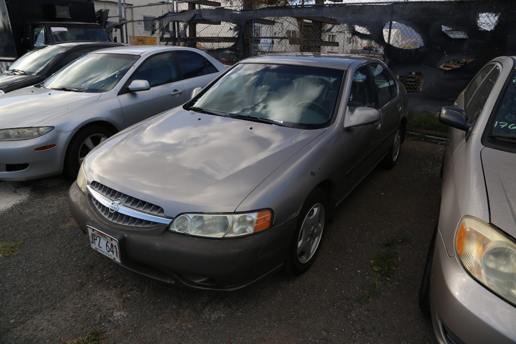 NISS Altima 2001 JPZ641