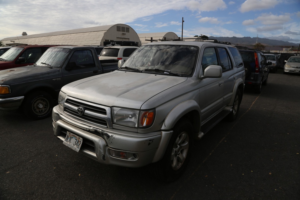 TOYT 4Runner 2000 NJC342