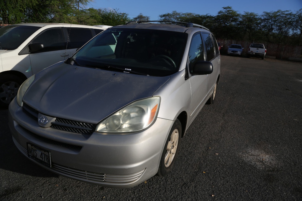TOYT Sienna 2004 NDS478