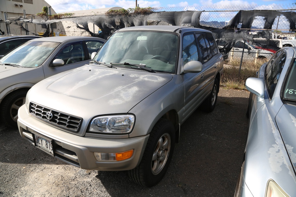 TOYT Rav4 2000 JCY819