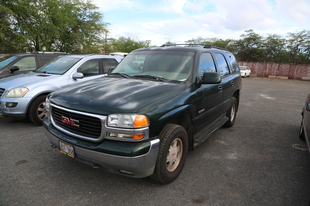 GMC Yukon 2001 JST368